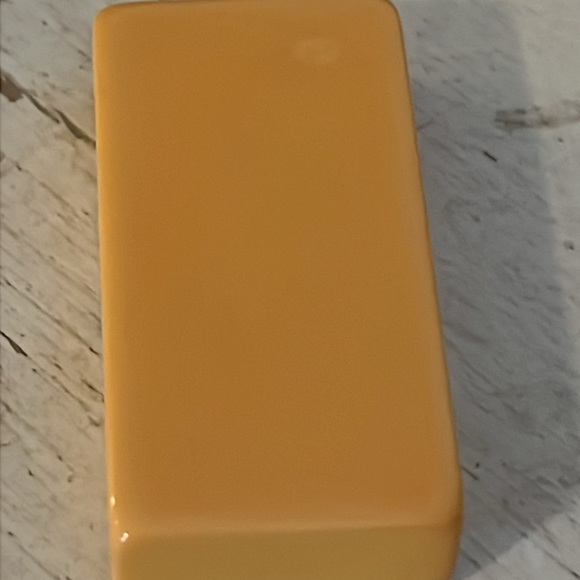 Vintage butterscotch Bakelite dominoes - Picture 3 of 3